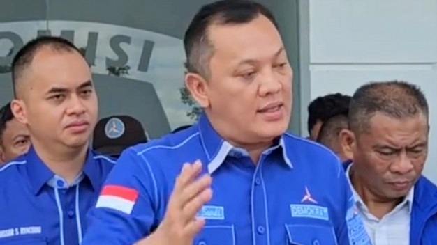 Tak Terima Berkas Elin Dikembalikan, Pengurus Partai Demokrat Datangi KPU Pesawaran