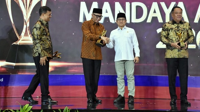 Terbaik Turunkan Kemiskinan, Pemprov Lampung Diganjar Mandaya Awards 2026
