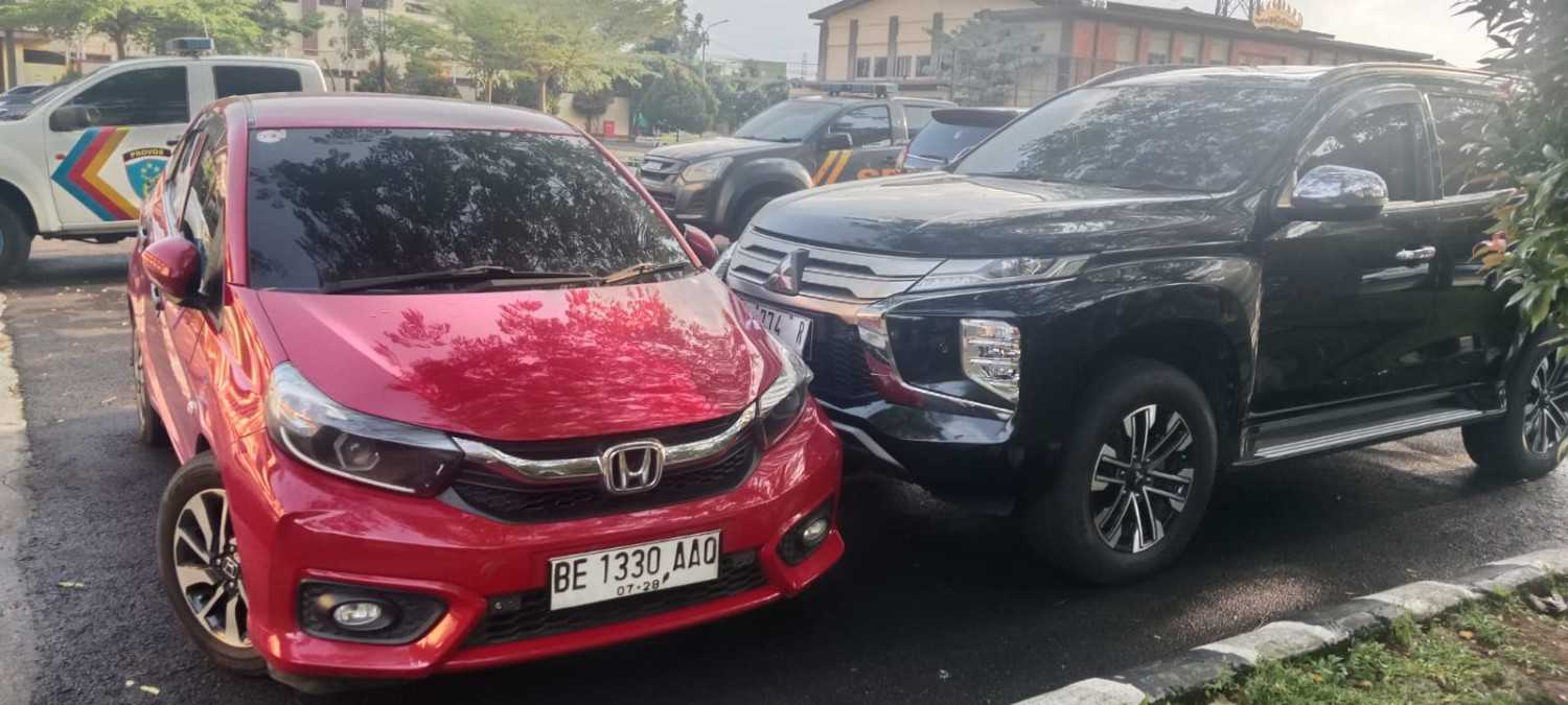 Debt Collector Diduga Rampas Mobil Warga di Halaman Mapolda Lampung, Korban Lapor Polisi
