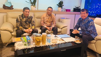 Pemkab Lampura Ajukan Hibah Mobil Damkar ke Pemprov DKI Jakarta