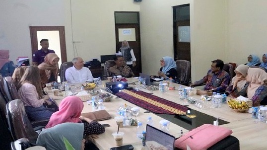 UIN Raden Intan dan TSU Rusia Uji Perban Berteknologi Nanomaterial Biosidal