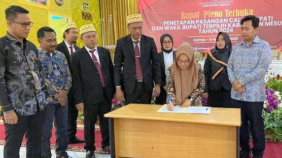 Sah..! Elfianah Bupati Mesuji Terpilih