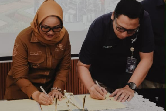 Bulog Lampung dan Pemkab Lamtim Teken MoU Dukung Pembangunan RMU