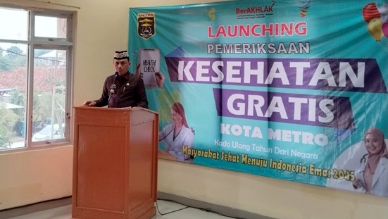 Walikota Metro Luncurkan Program PKG Kado Ulang Tahun