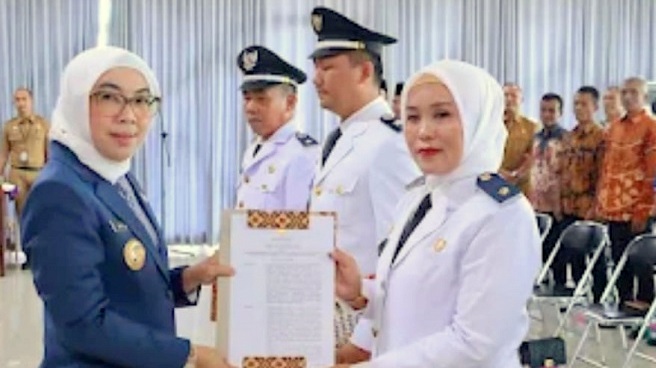 Bupati Waykanan Lantik Tiga Kakam