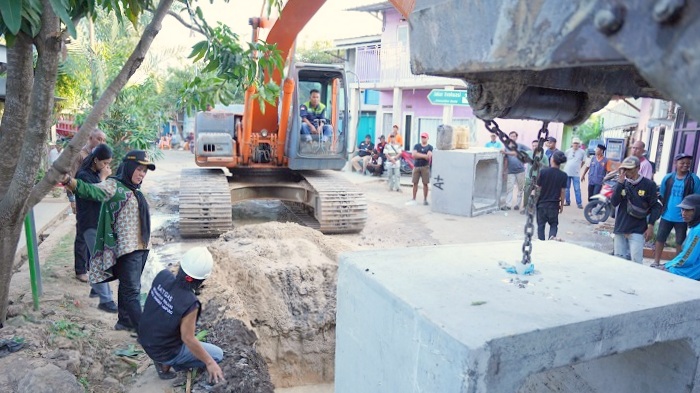 Pelindo Bikin Bunda Eva Kecawa