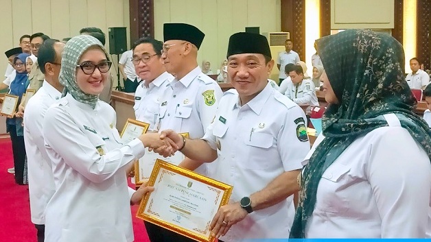 Sukses Tekan Stunting, Lamsel Diganjar Penghargaan