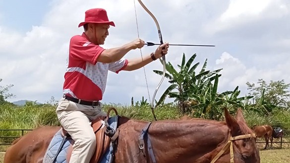 Buka Kejuaraan Berkuda Memanah, Ketum KONI Lampung Apresiasi Pordasi dan ITERA