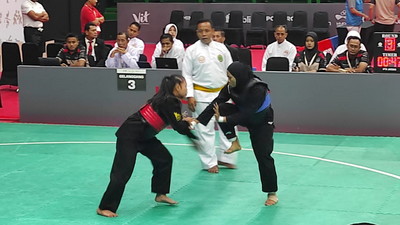 PON Beladiri, Riski Enjel Sumbang Emas Pertama Pencak Silat untuk Lampung