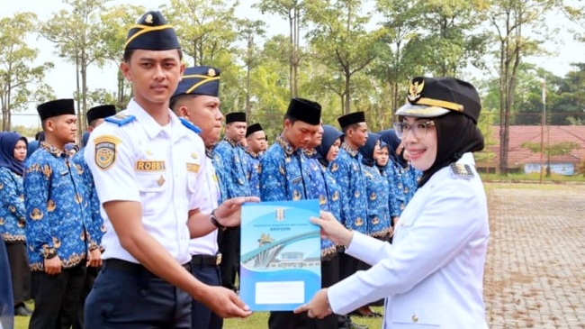Puluhan CASN Waykanan Terima SK Pengangkatan