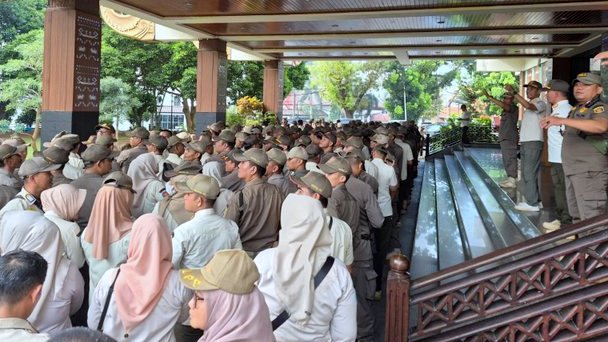 Gejolak Internal Meledak, Kepala Satpol PP Lampung Didesak Lengser
