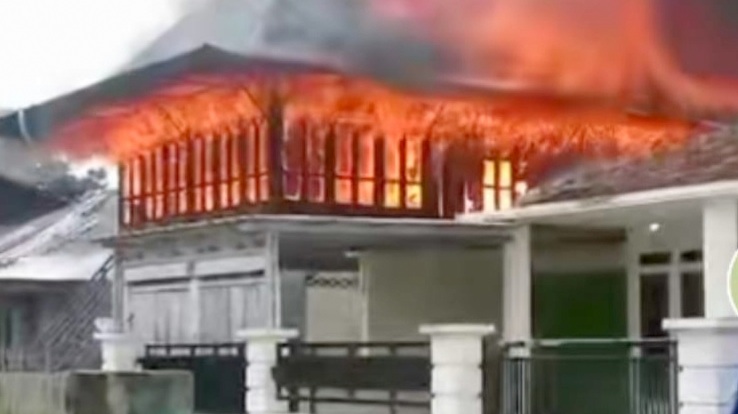 Ngeri..! Tujuh Rumah Diamuk Si Jago Merah, Satu Rata dengan Tanah