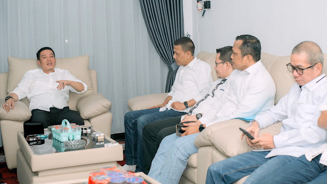 Dukung HPN-Porwanas, Bupati Pesibar Siap Promosikan Damar Mata Kucing