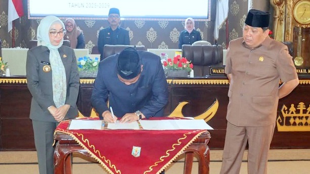 DPRD Waykanan Sahkan Perubahan KUA-PPAS 2025