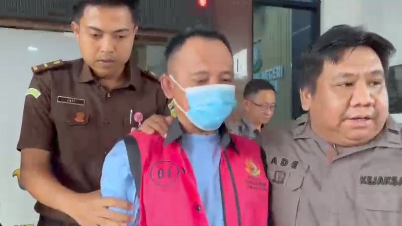 Korupsi DD Rp448 Juta, Kades Kedaton Digiring ke Sel Tahanan