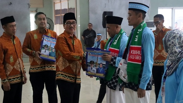 Perjalanan Suci Dimulai, Bupati Lampung Utara Lepas 398 Jemaah Haji